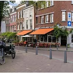 Cute Cottage House In The City Centre With Terrace