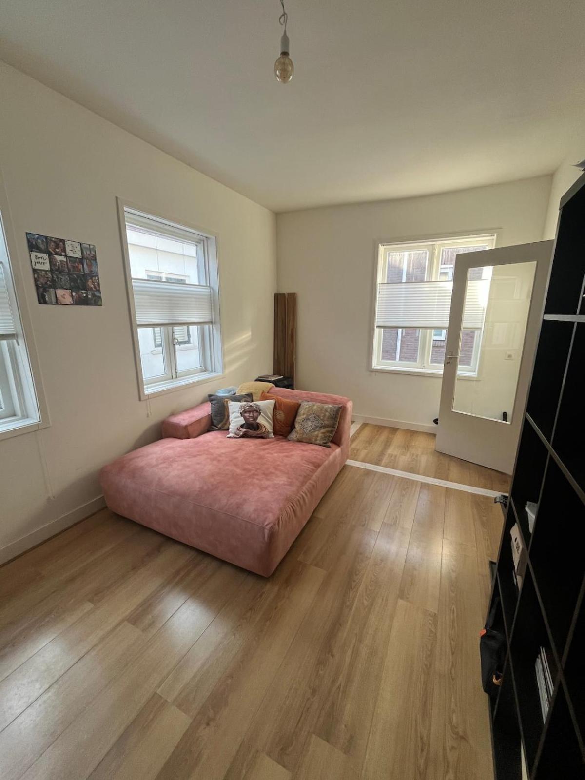 Appartement Cute House In The Centre With Terrace Den Haag